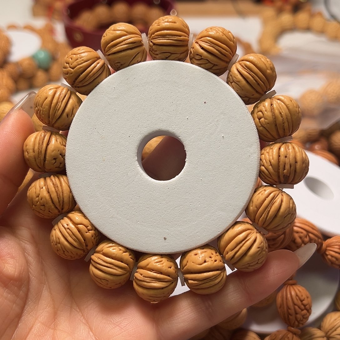 桃核吊坠肉纹元宝