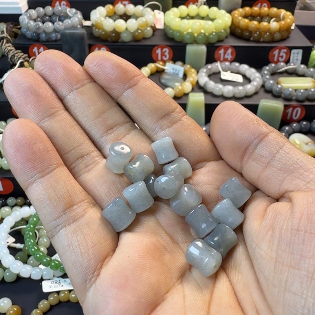 散***拉和田玉未镶嵌手链有包容