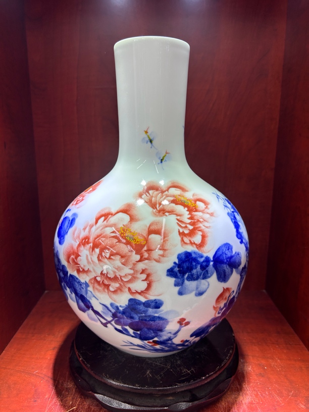 青花五彩牡丹天球瓶艺术陶瓷摆件装饰品