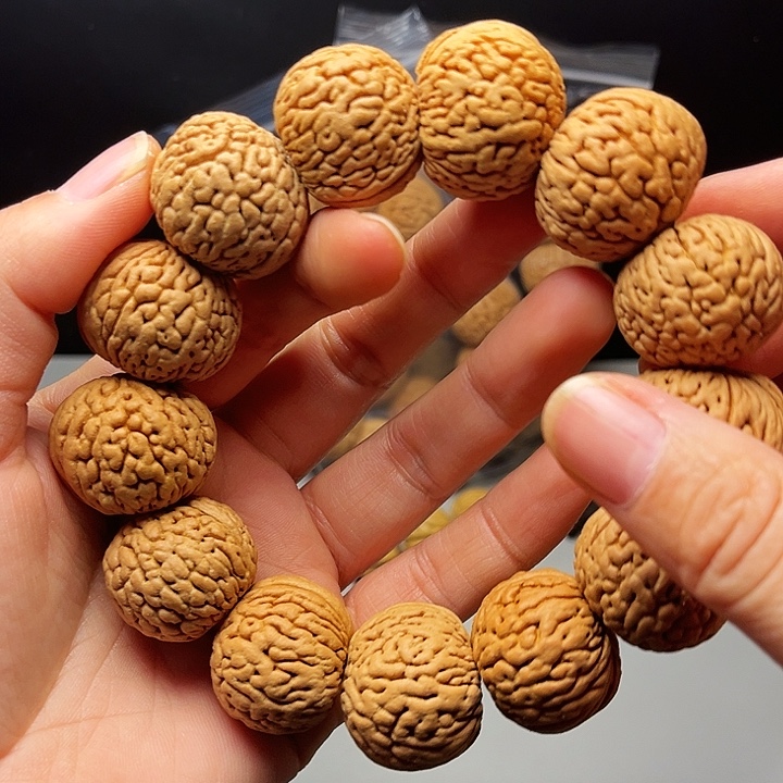 火***麟吊坠桃核桃核手串