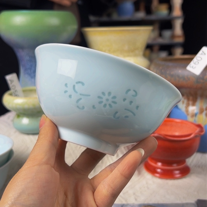 景德镇陶瓷研究所?****