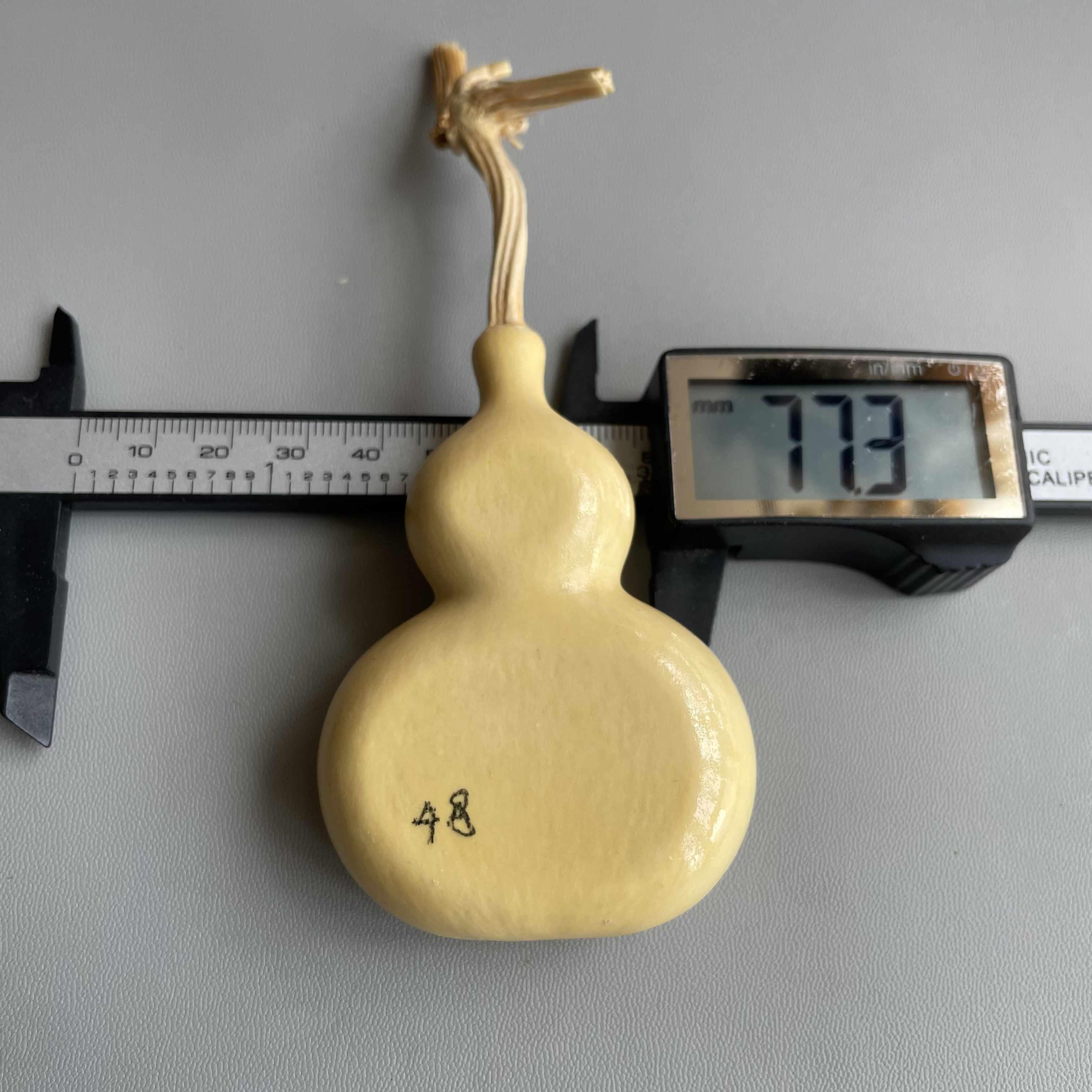 精品夹扁葫芦，尺寸看图，完美底脐，一物一图