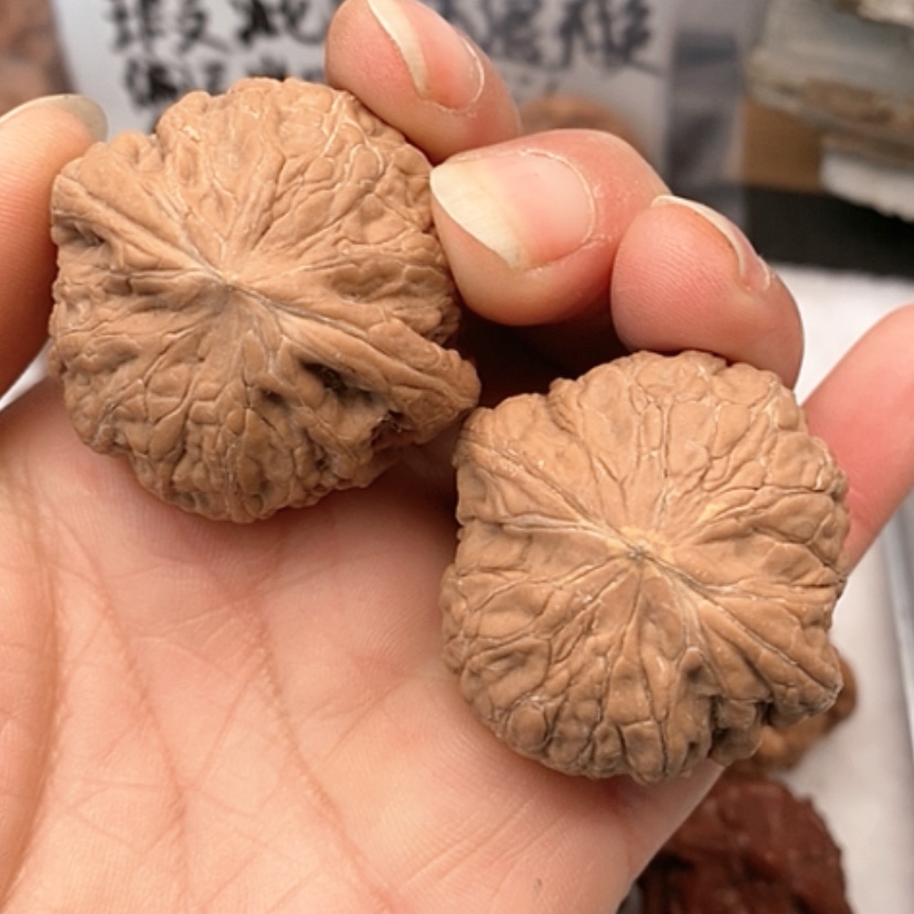 【闪购商品】吊坠文玩核桃瑕疵铁锤