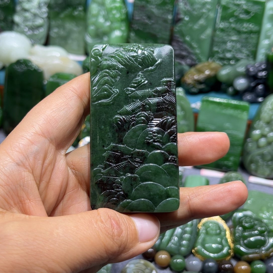 天***了和田玉未镶嵌颈饰