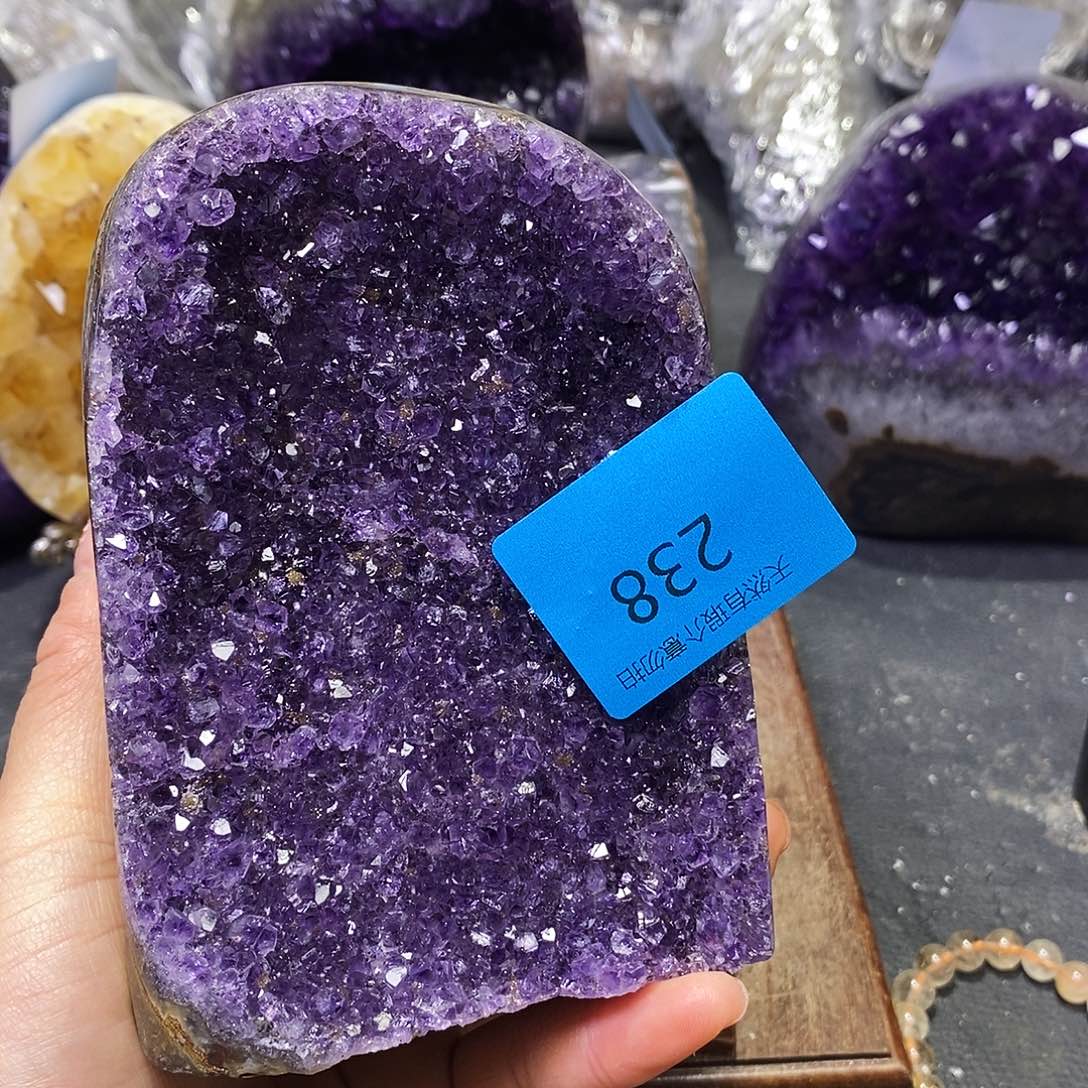 水晶大型摆件（非配饰）未镶嵌