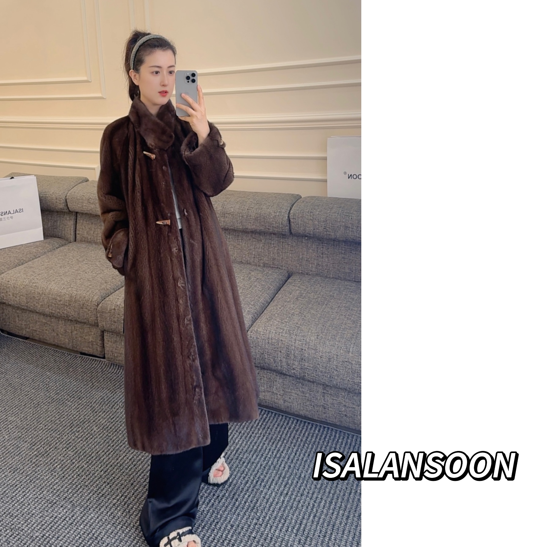 ISALANSOON FURS “时尚芭莎”2025进口牛角扣时尚搭配水貂外套女