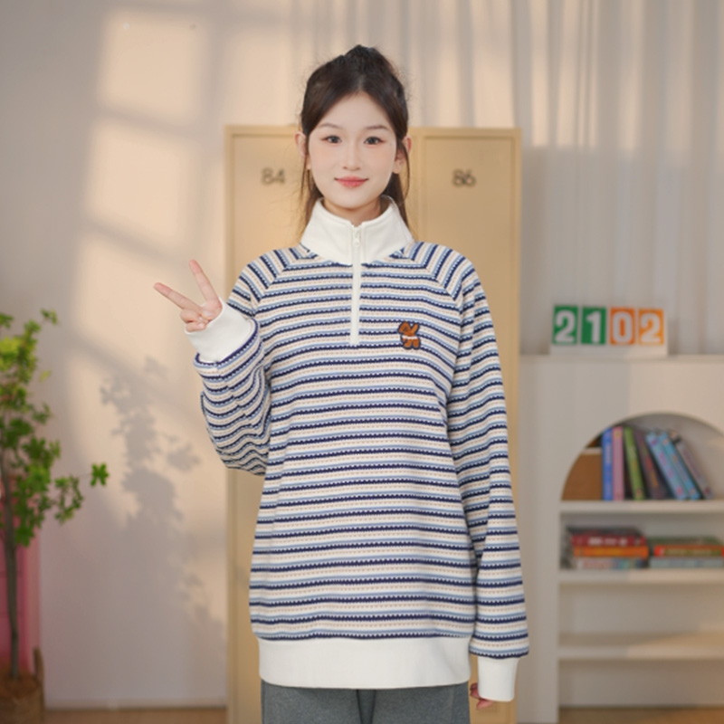 2551083女学生冬季加厚卫衣