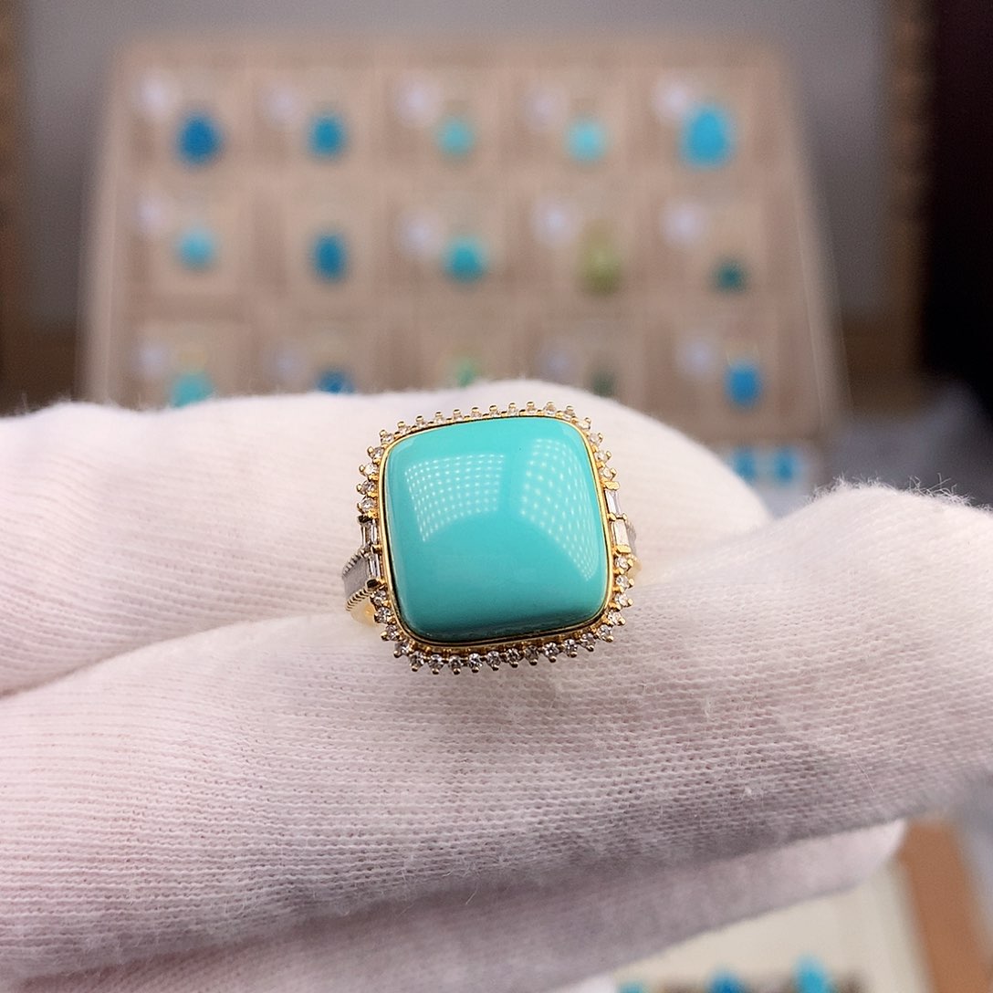 绿松石戒指18K金镶嵌