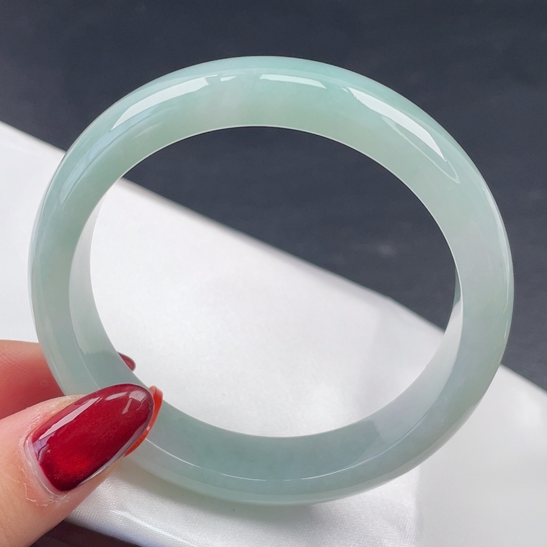 翡翠未镶嵌手镯58圈口