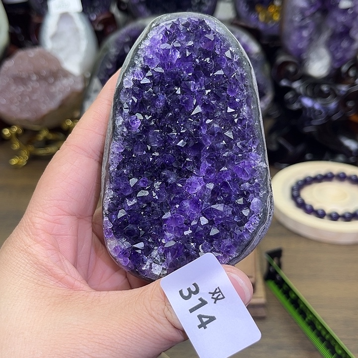 未镶嵌大型摆件（非配饰）水晶