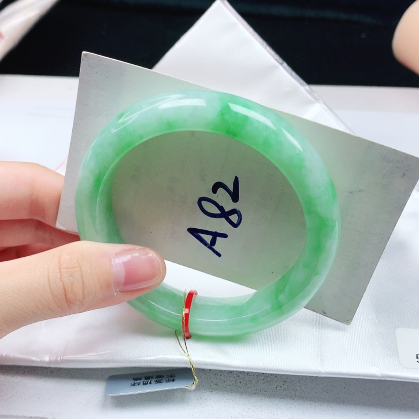 【闪购商品】翡翠手镯未镶嵌天然缅甸a货手镯55