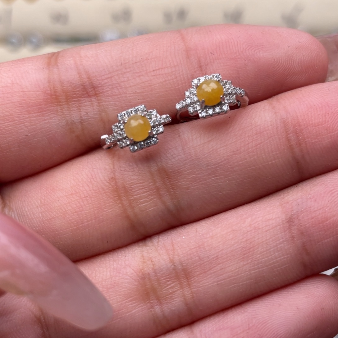 U***l翡翠银S925镶嵌耳饰1