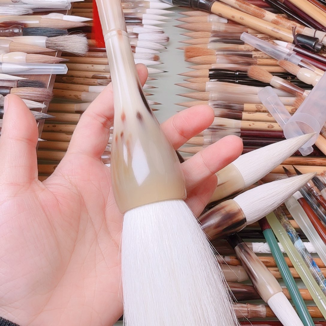 牧***尘花牛角羊毫榜书一支