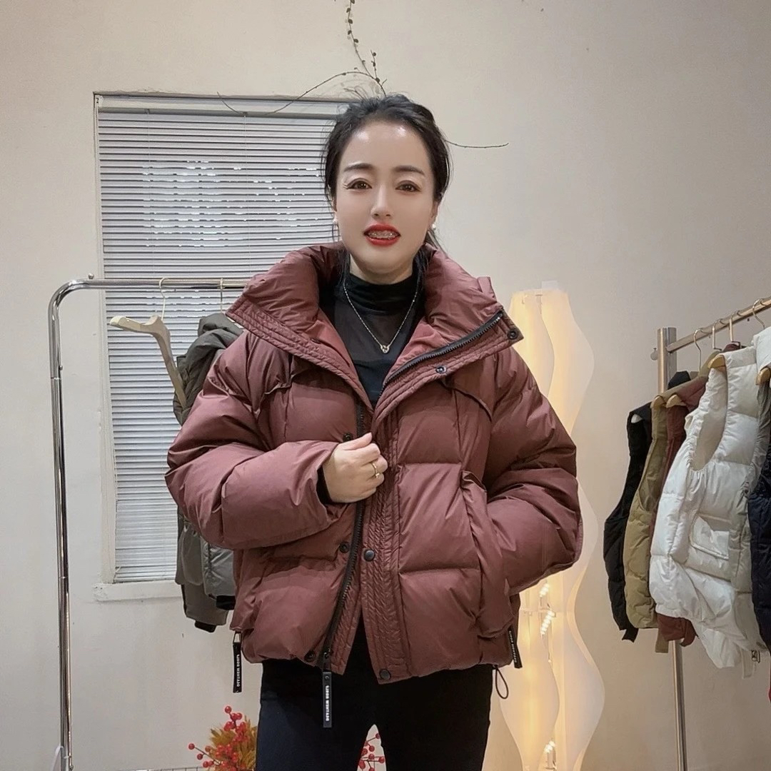 2025新款石墨烯时尚百搭泡芙短款连帽羽绒服女款外套