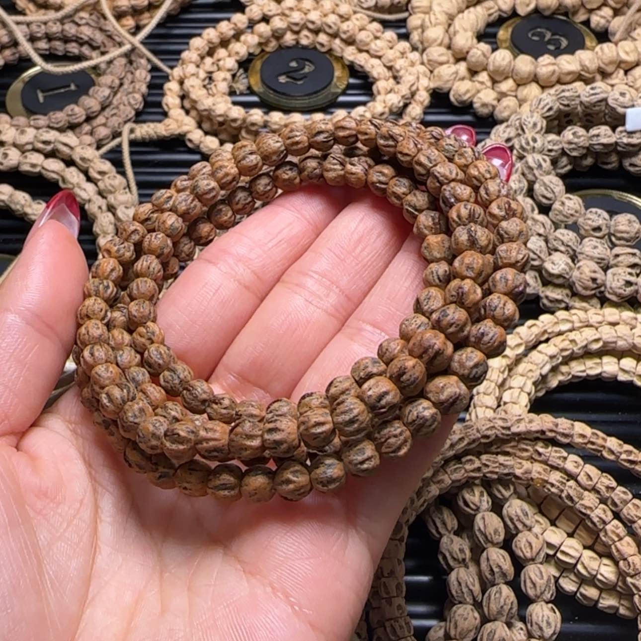 【闪购商品】柏香籽/百香籽吊坠