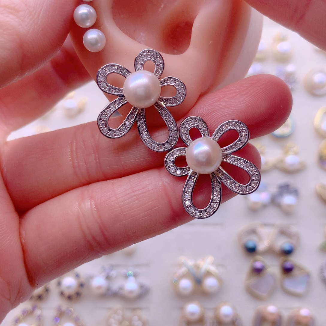 合金淡水珍珠耳饰