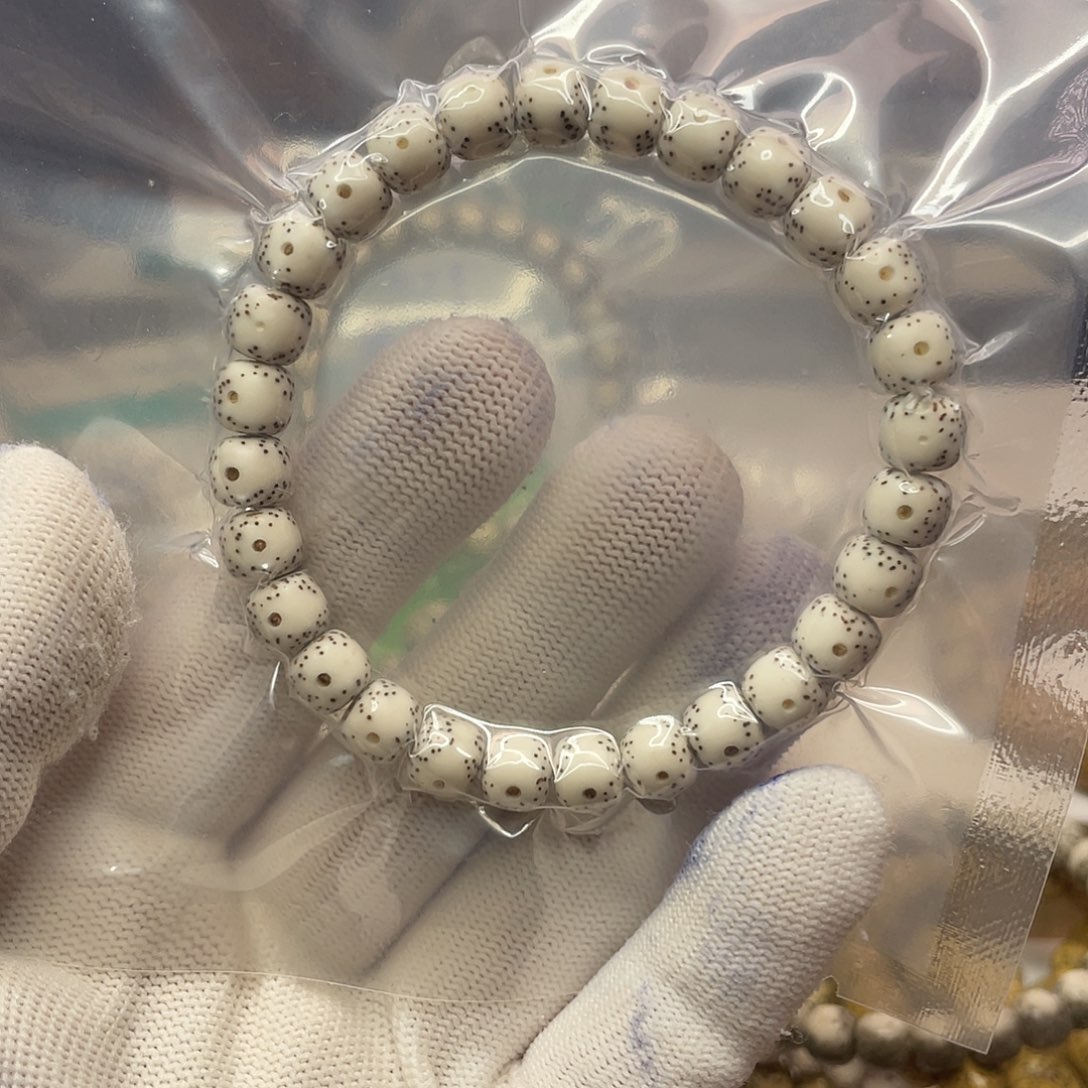 吊坠星月菩提8.5/7.5原生态大眼通体针尖星单圈