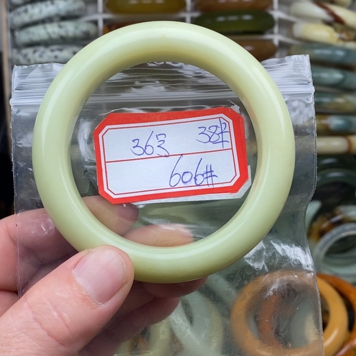 未镶嵌蛇纹石玉手绳