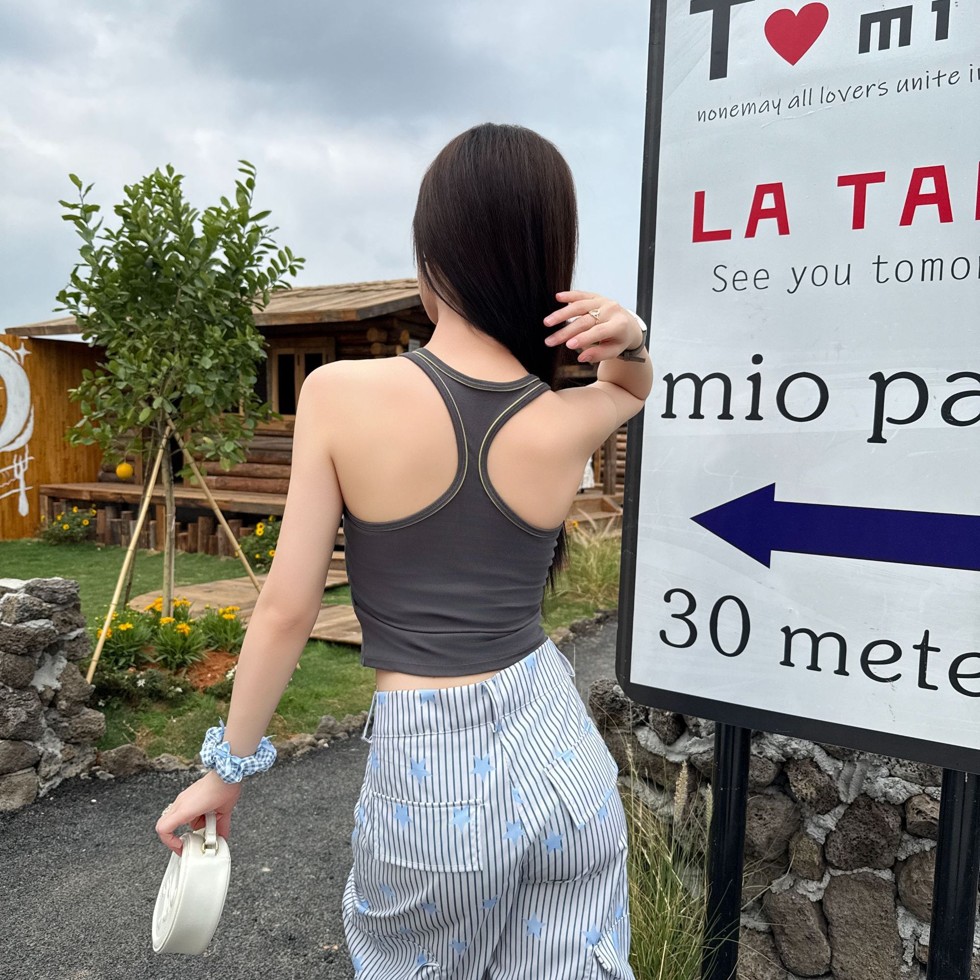 韩系撞色方领显瘦工字美背一体吊带背心女纯棉质感内搭外穿上衣