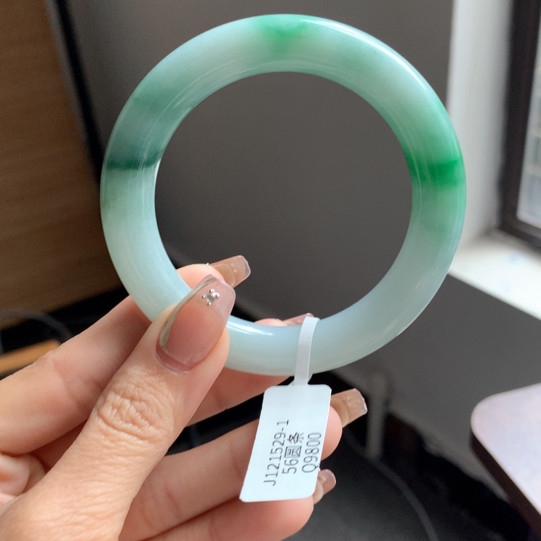 翡翠手镯（圆镯）未镶嵌老坑糯化飘绿3号