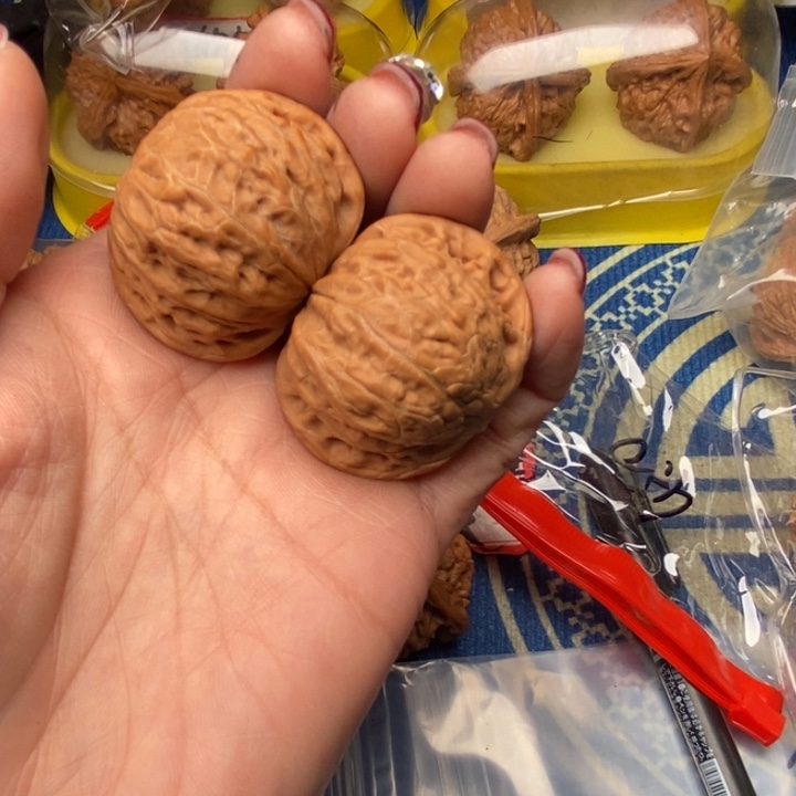 桃核吊坠铁锤核桃