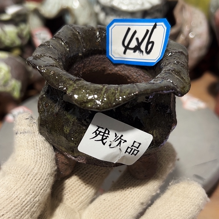 粗陶花盆，现在的手工花盆，