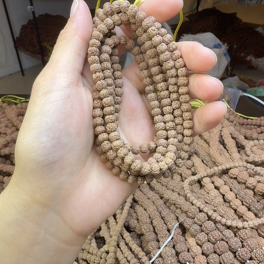 粘***狗吊坠金刚菩提矮包子佛手2条