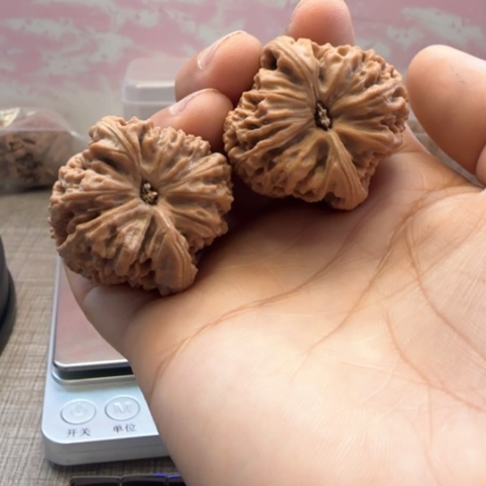 桃核吊坠黄*核桃核桃