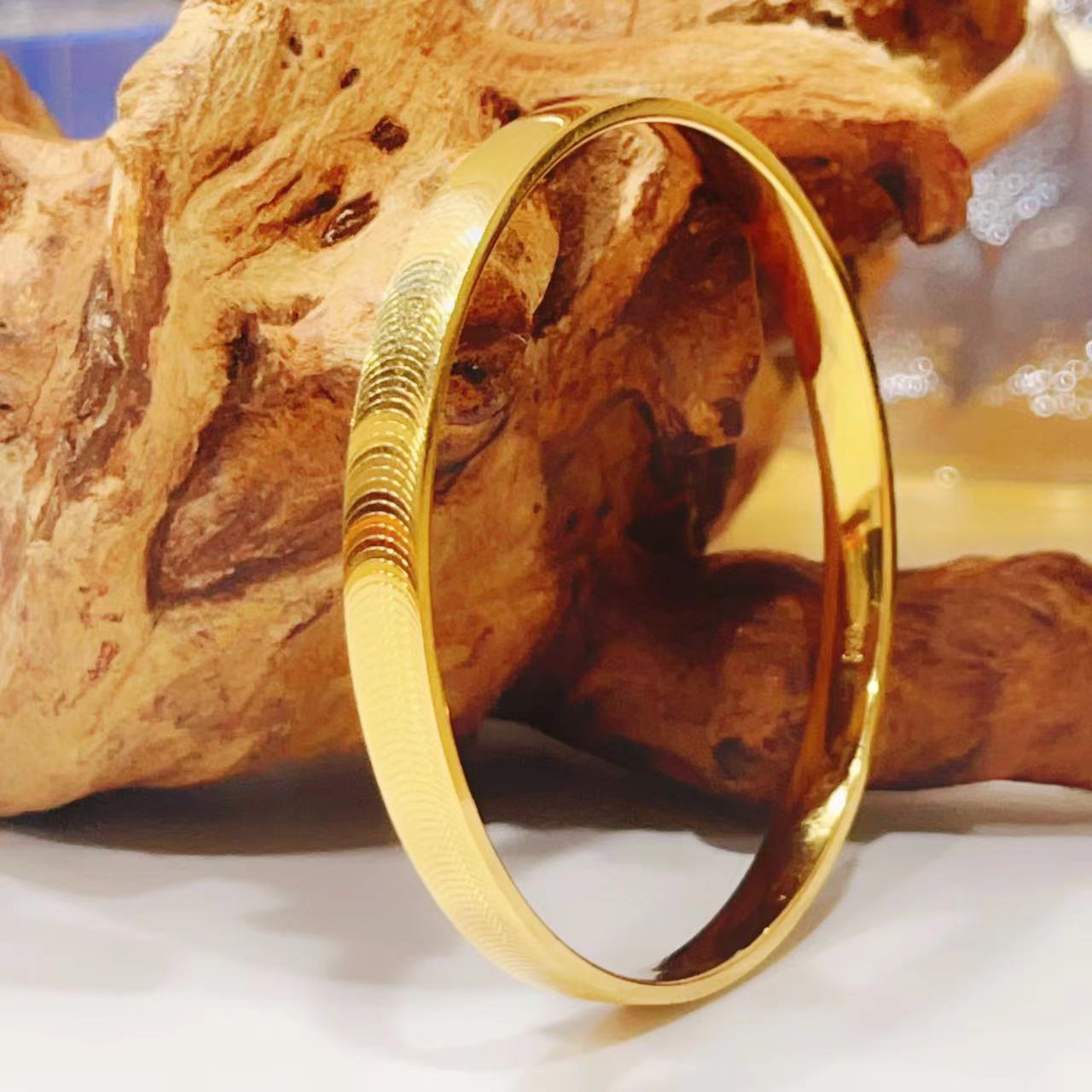 Y-6040   时尚5G精工猫眼手镯  支撑工艺  + 专柜礼盒