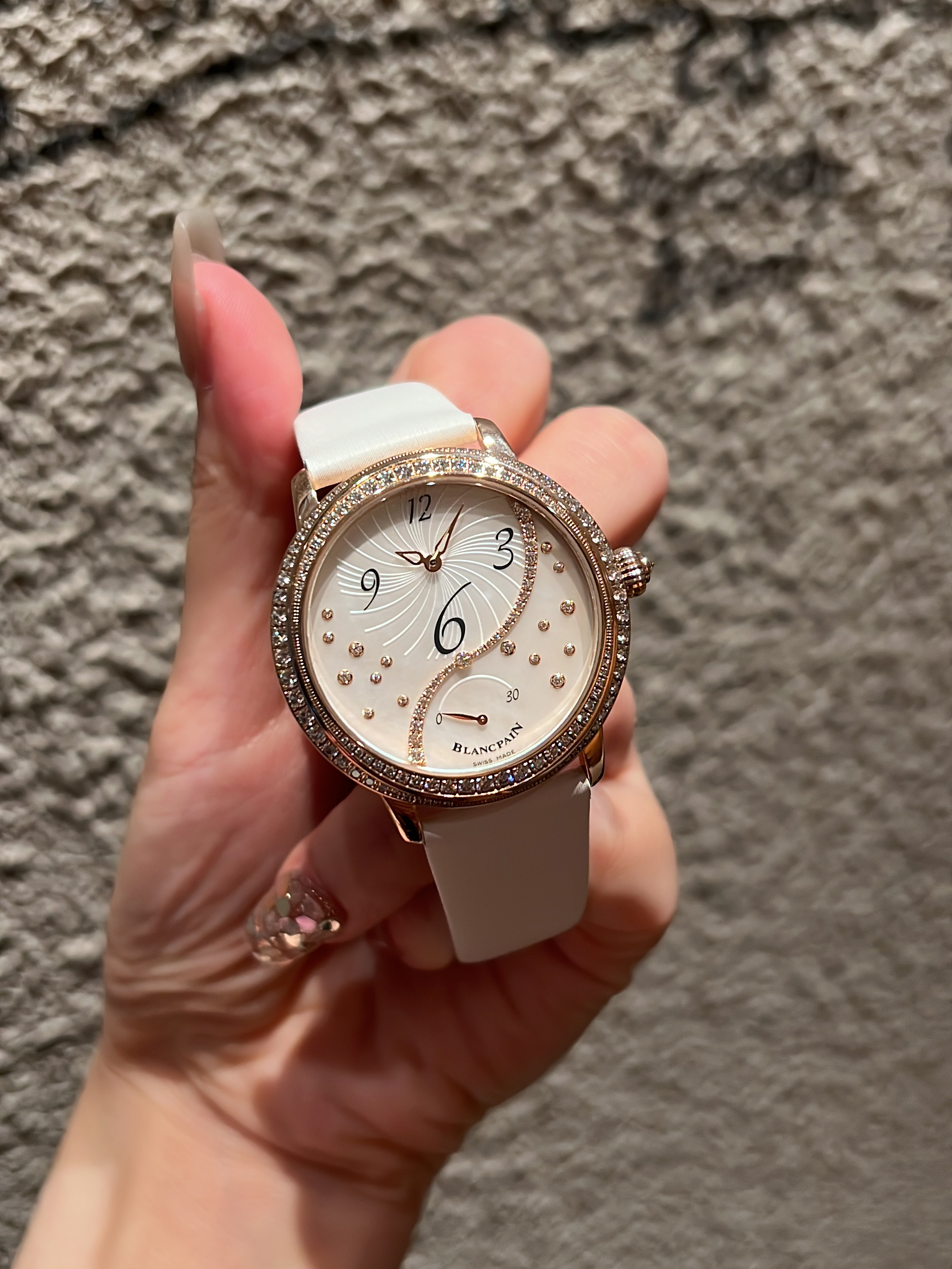 99新 Blancpain 宝珀女装系列3650A-3754-58B腕表18k玫瑰金/37mm