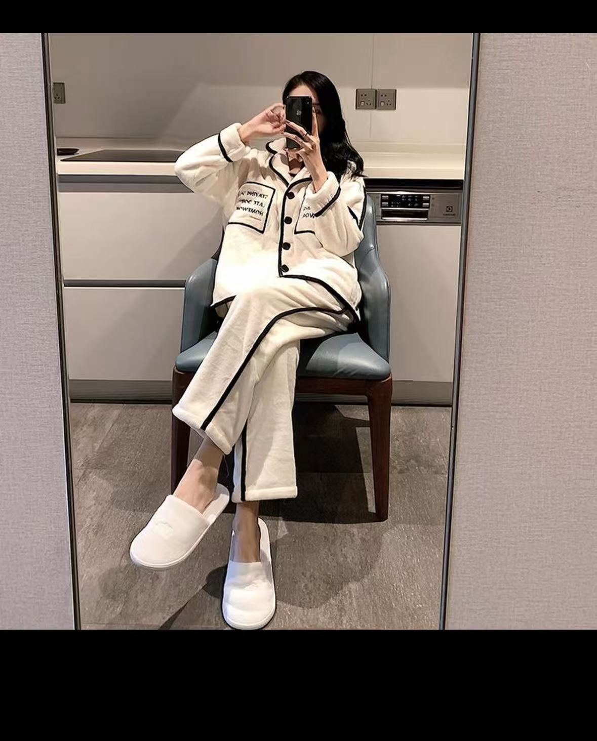【666】1111/32-665  睡衣女秋冬季2021年新款保暖家居服