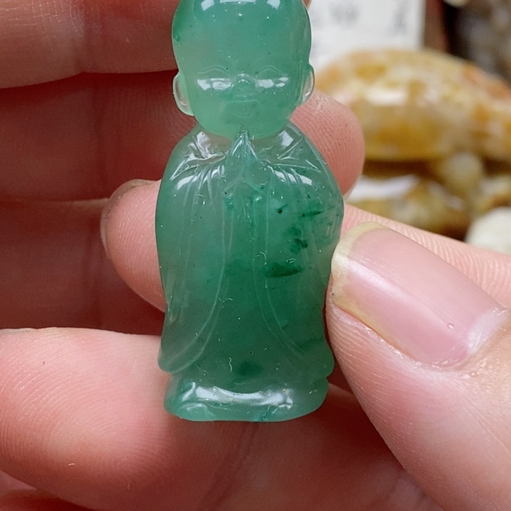 石英质玉颈饰未镶嵌