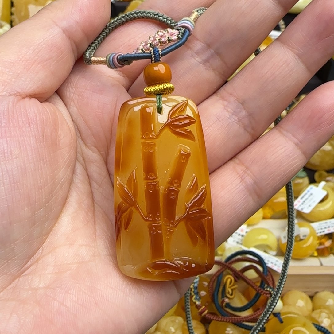 蜜蜡套链未镶嵌天然原皮俏色蜜蜡竹节吊坠