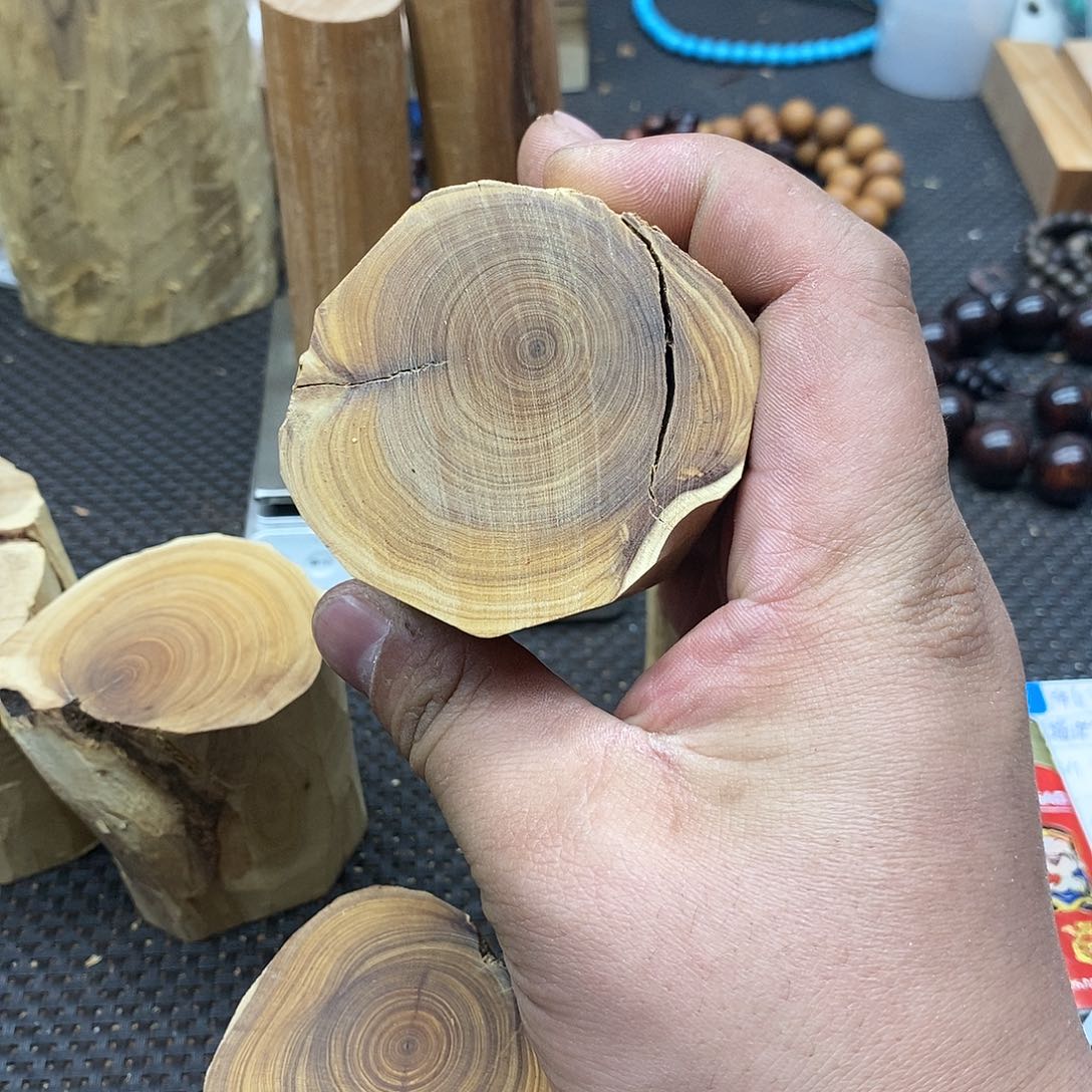 木老山檀木料木料哦木料