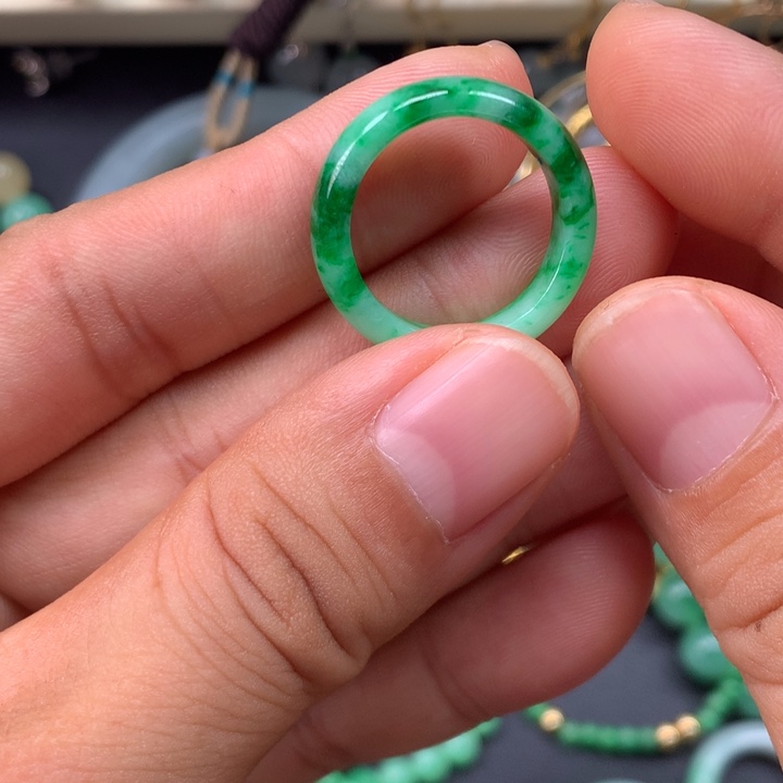 时***水翡翠未镶嵌戒指戒圈