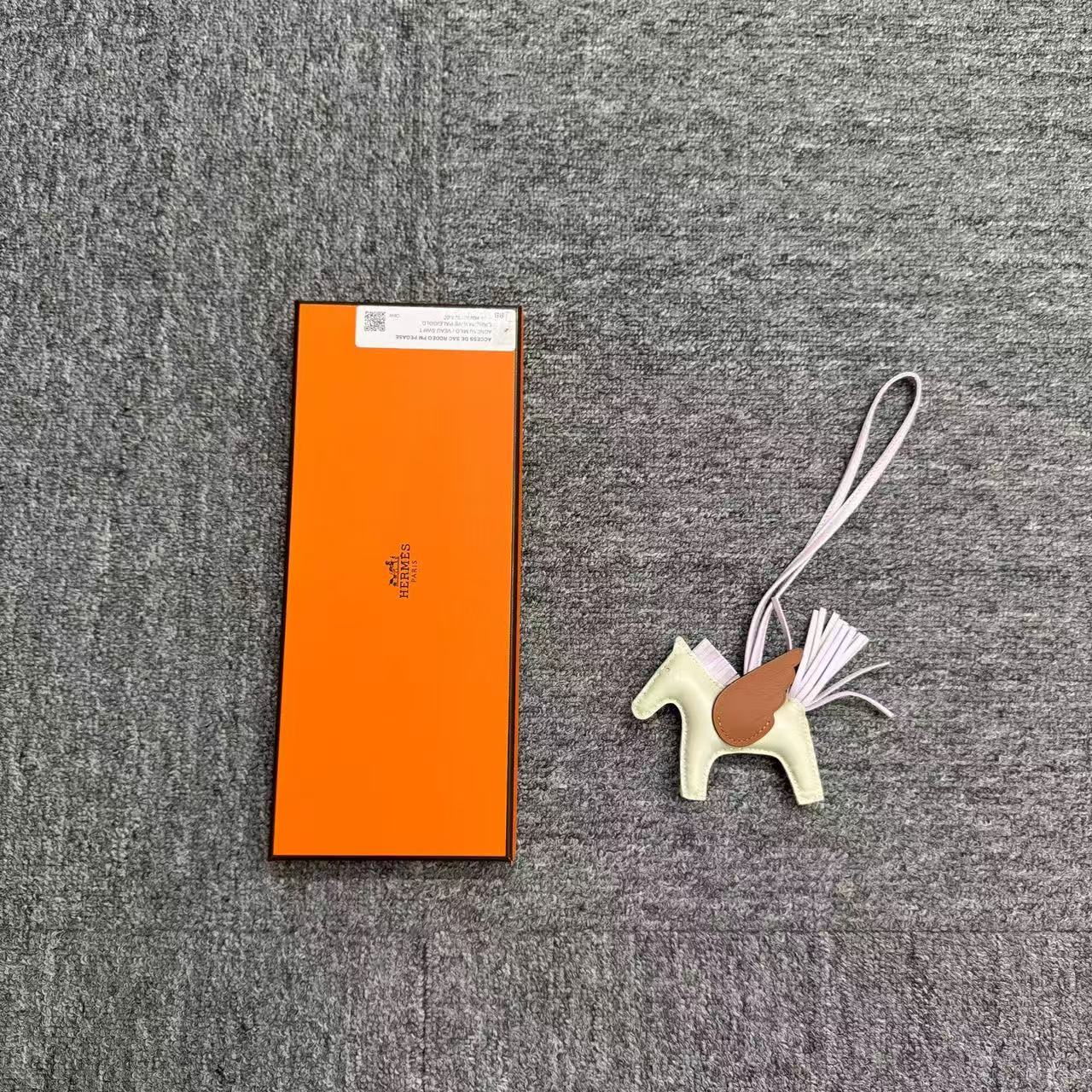 未使用 Hermes/爱马仕 飞马挂饰/19485