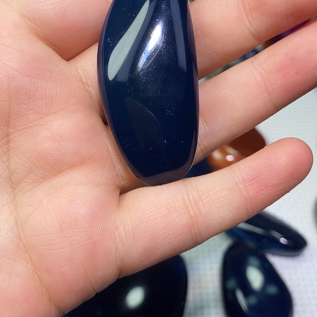 美***声未镶嵌玛瑙/玉髓珠宝奇石