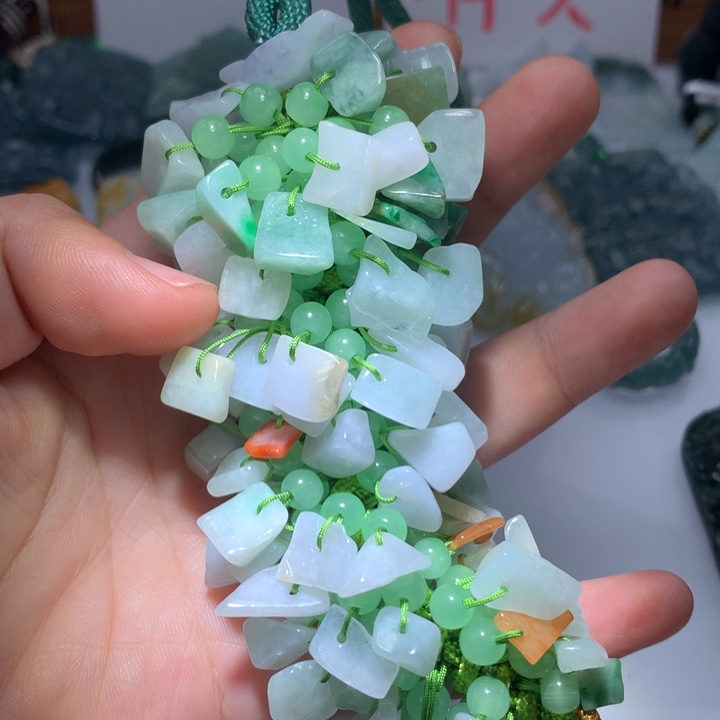 翡翠颈饰未镶嵌保真天然A货翡翠
