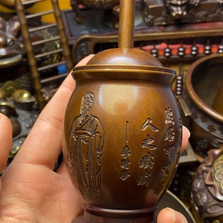 铜器摆件做工精良