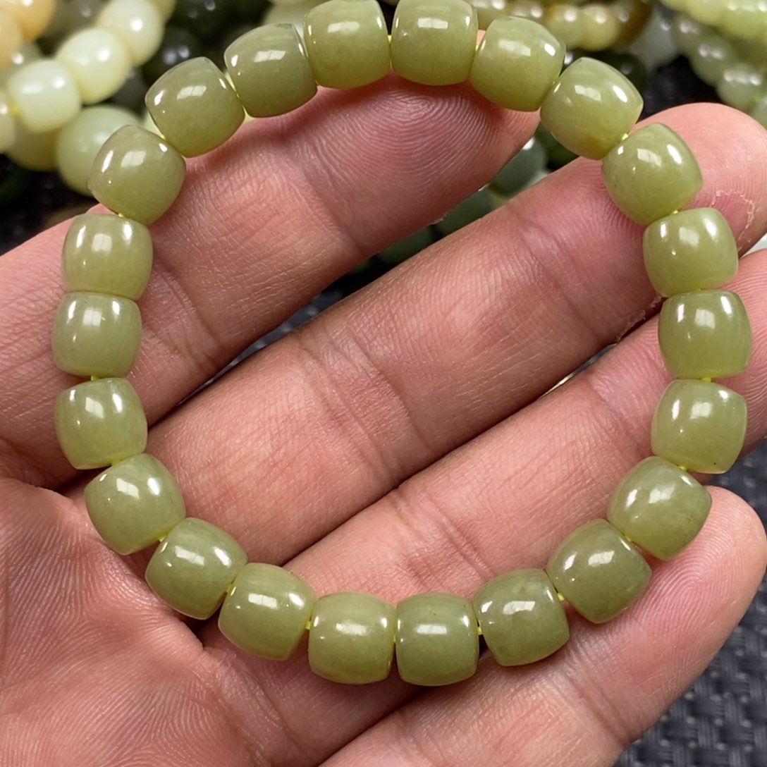 和田玉手链未镶嵌