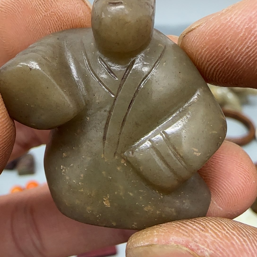 未镶嵌和田玉（糖玉）珠宝奇石