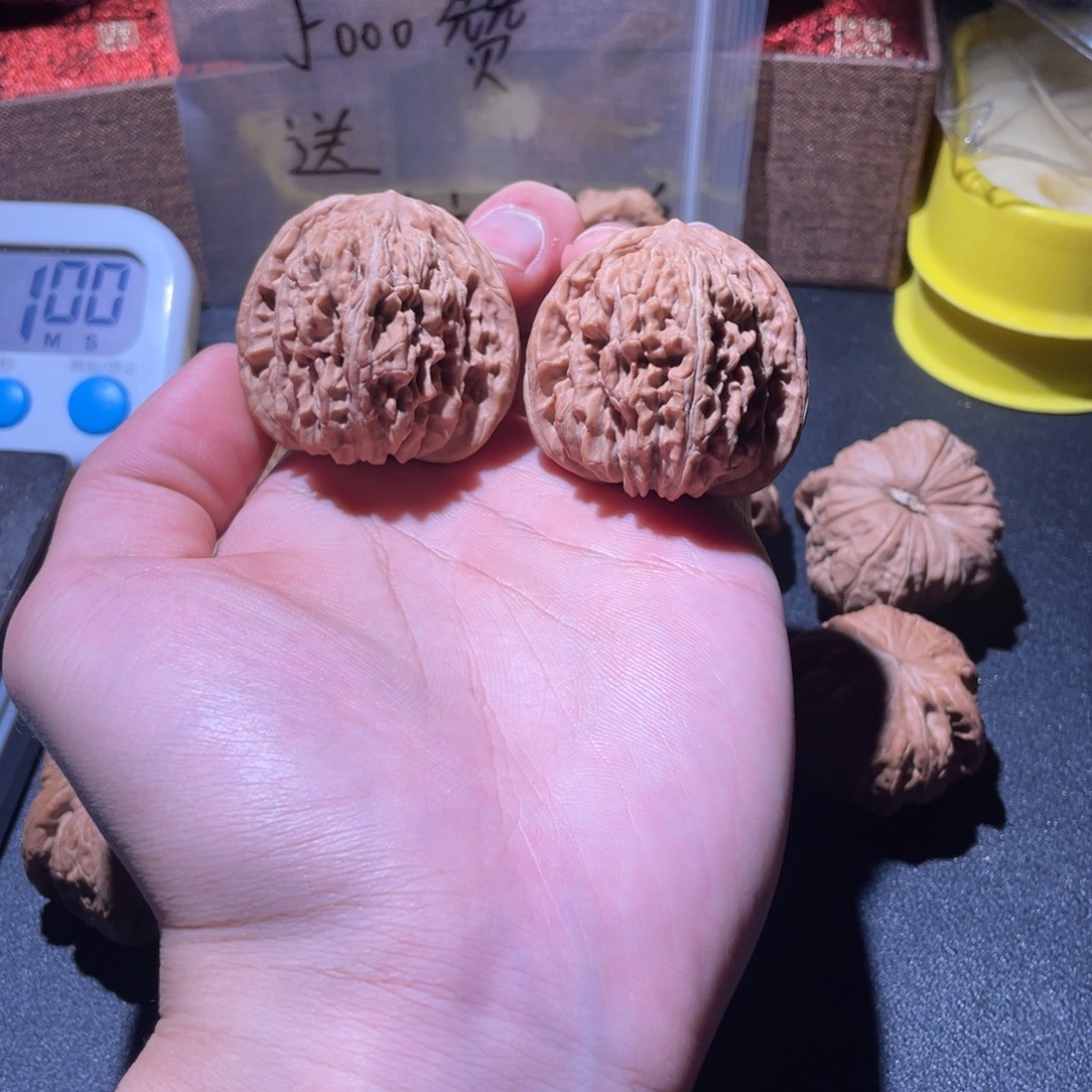 文玩核桃吊坠四座楼