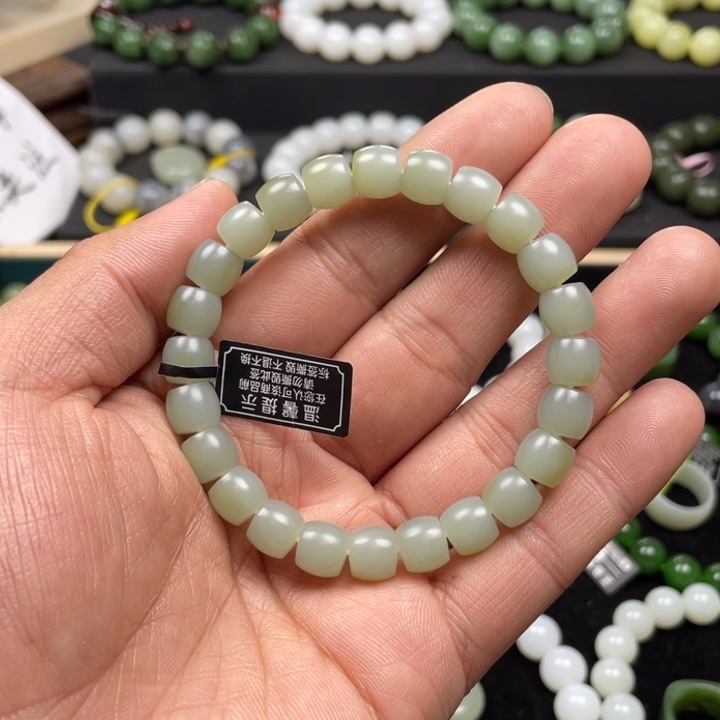 和田玉手串未镶嵌新疆且末料卡9柔光直切