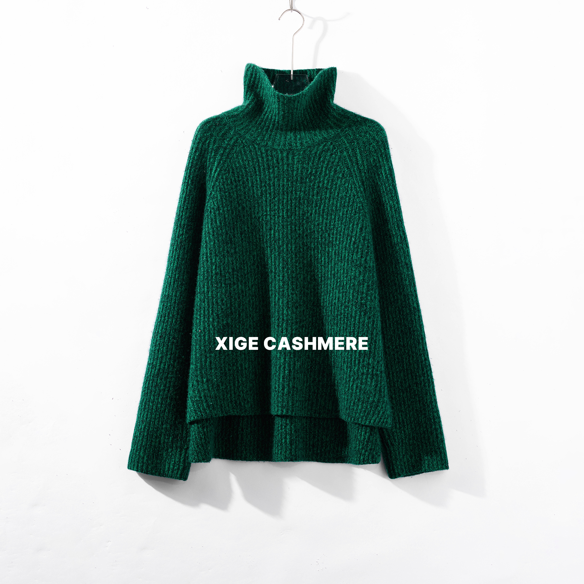 真贝【一眼征服】喜歌羊绒 100山羊绒材质 女士高领花纱羊绒衫 7337