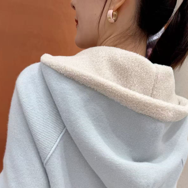 珊珊家冬天加厚淡蓝色外套女短款保暖时尚