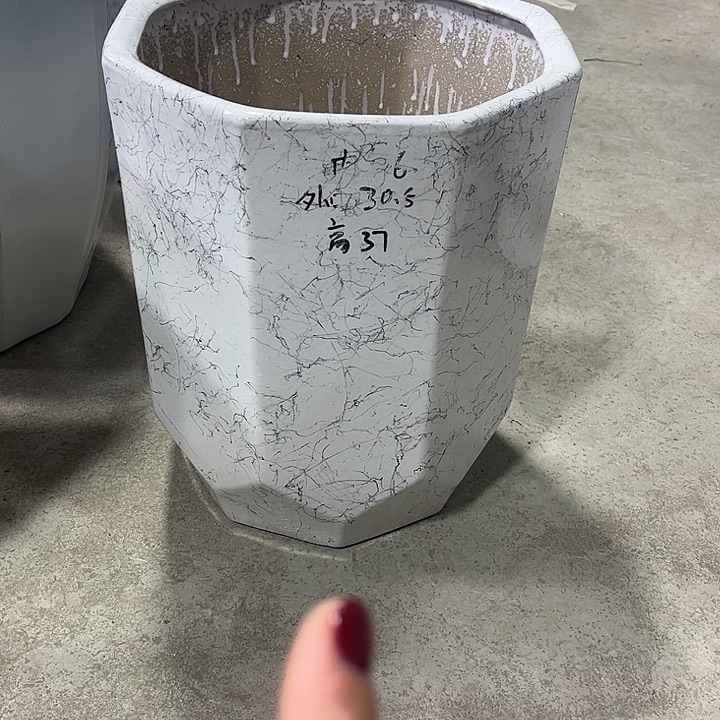 陶瓷大花盆大号一个