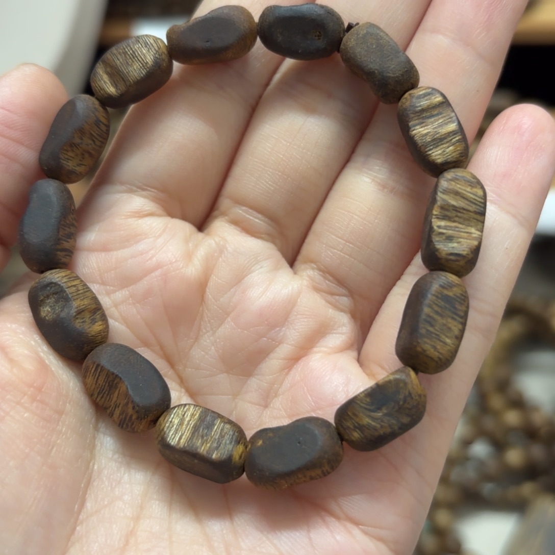 沉香枕沉香～卡7小留疤单圈｜5.3g