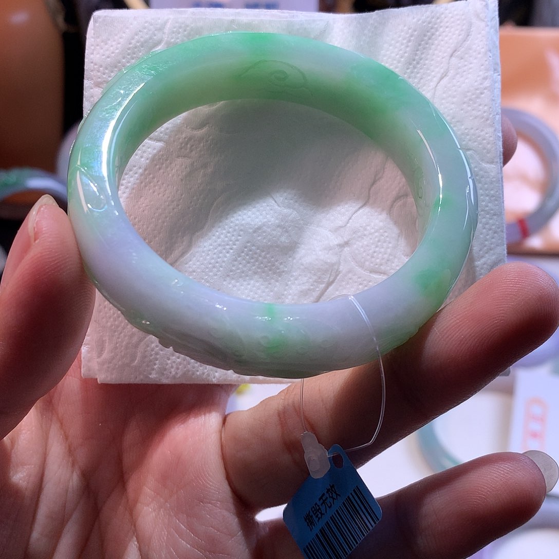 翡翠手镯未镶嵌山****L