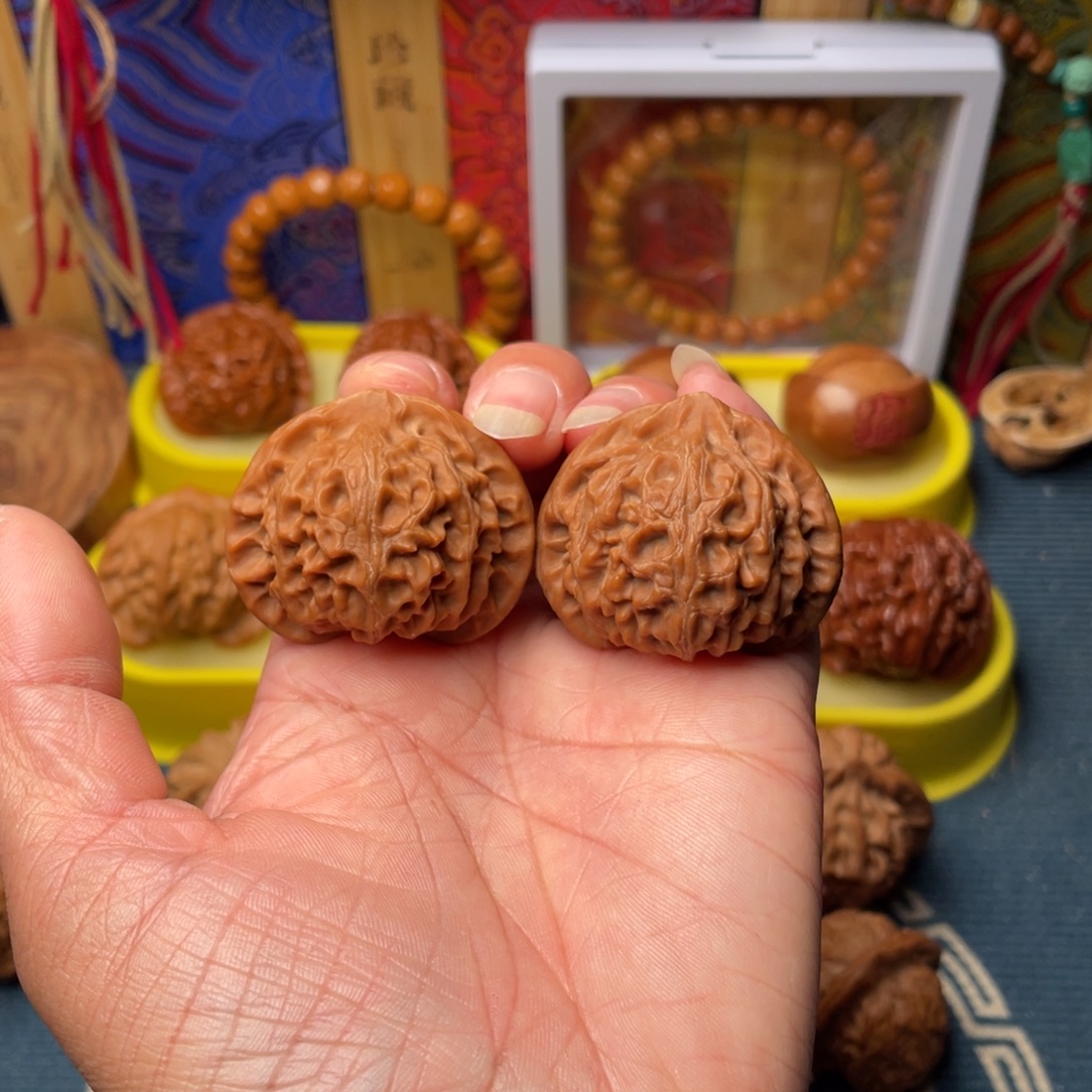 文玩核桃把件39+宫灯