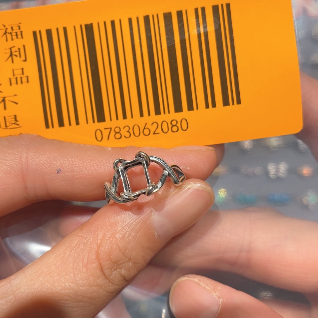 欧泊欧泊戒指银S925镶嵌馬**?